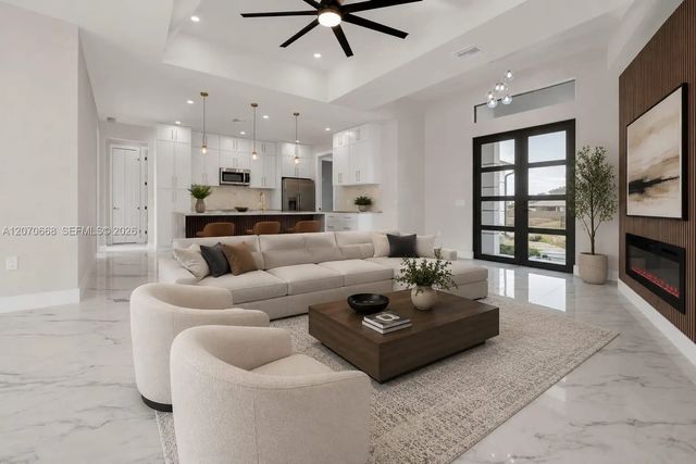 4 of 42 - 1413 Ne 4th Place, Cape Coral, FL