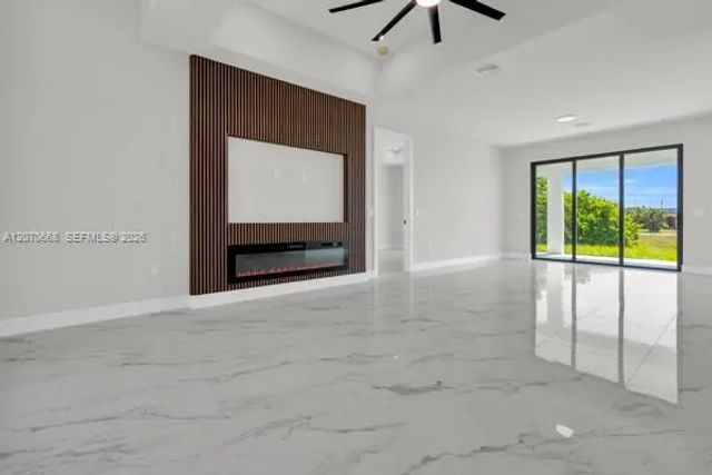 5 of 42 - 1413 Ne 4th Place, Cape Coral, FL