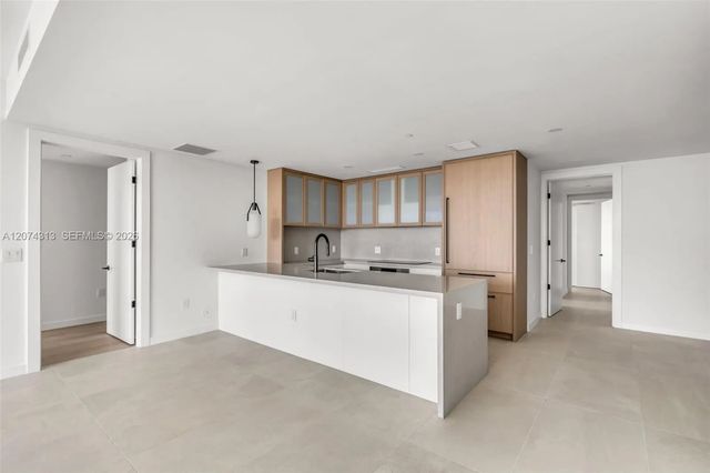 5 of 48 - 2200 Brickell Avenue #416, Miami, FL