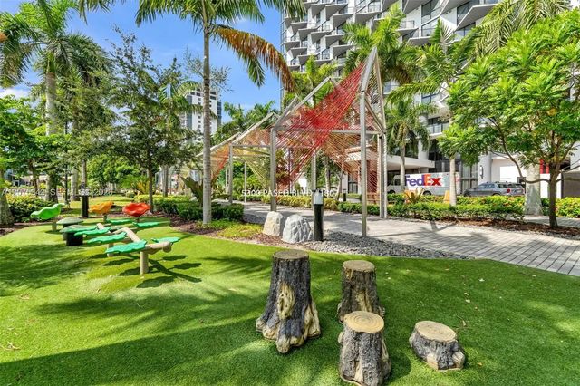 3 of 37 - 5300 Paseo Boulevard #1807, Doral, FL