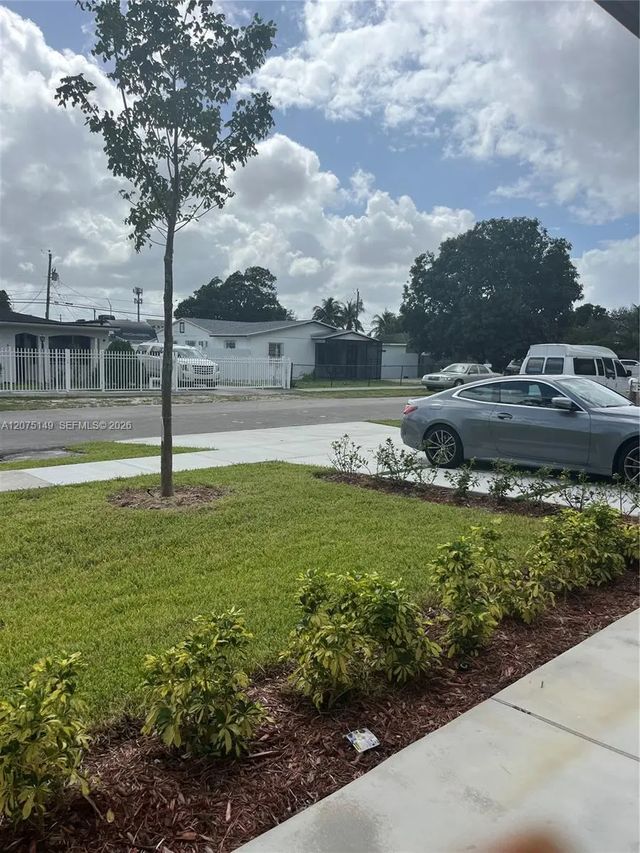 4 of 16 - 2421 Nw 152nd Terrace, Miami Gardens, FL