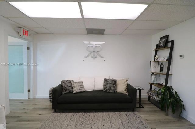 5 of 14 - 7452 Sw 48th Street, Miami, FL