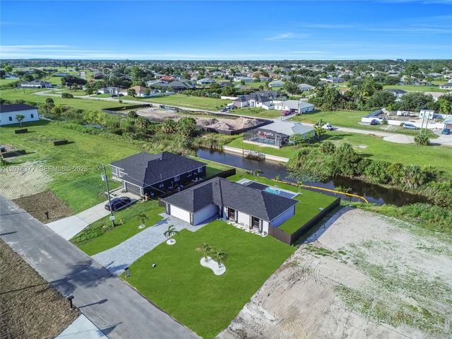 3 of 30 - 1111 Ne 19th Avenue, Cape Coral, FL