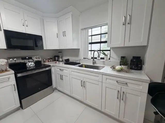 4 of 22 - 201 Freedom Court #201, Deerfield Beach, FL