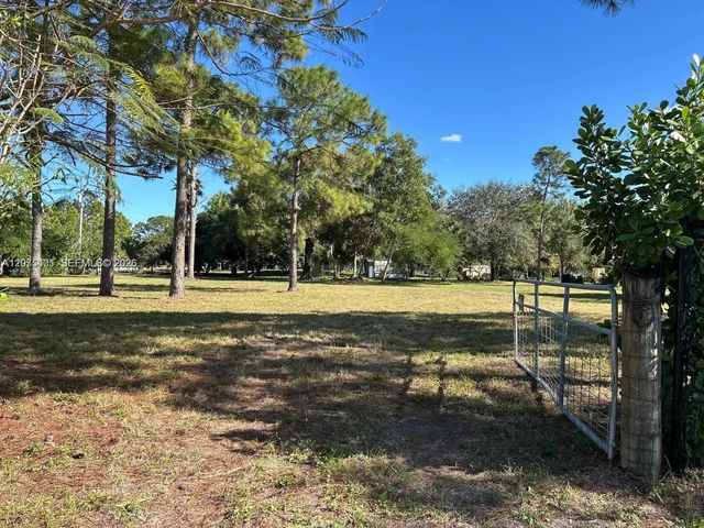4 of 31 - 17924 50th Street, Loxahatchee, FL