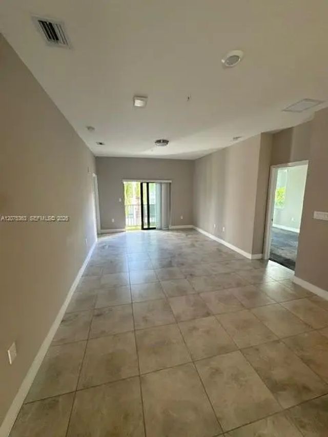 5 of 30 - 4700 Nw 84th Avenue #31, Doral, FL