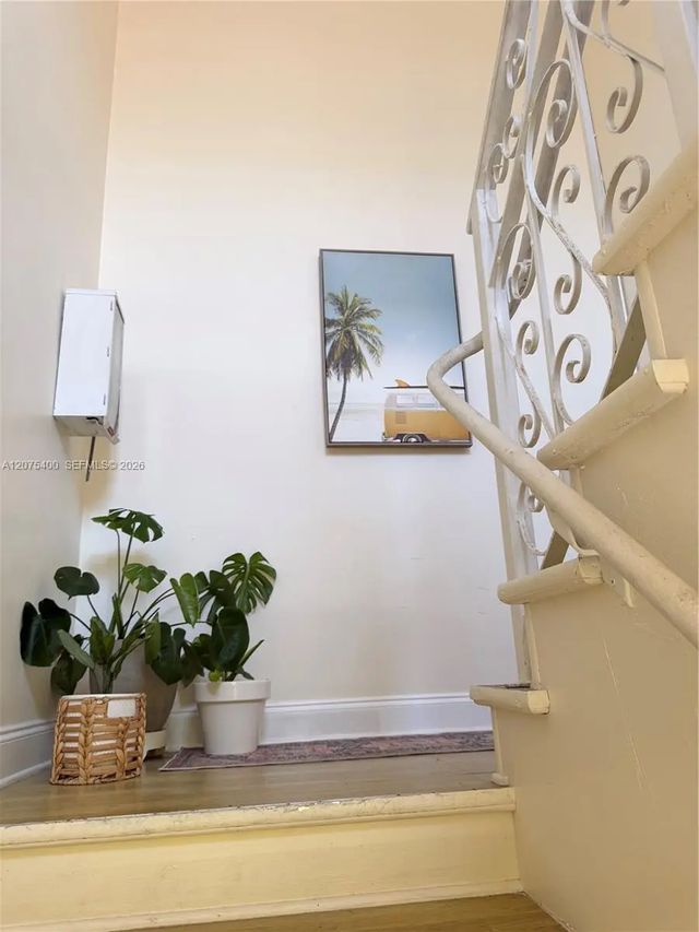 3 of 13 - 1227 Euclid Avenue #7, Miami Beach, FL