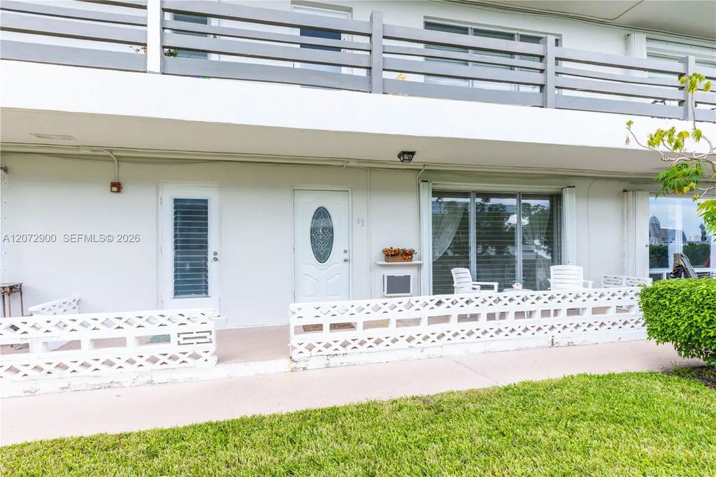 2700 Ne 135 Street #43, North Miami Beach