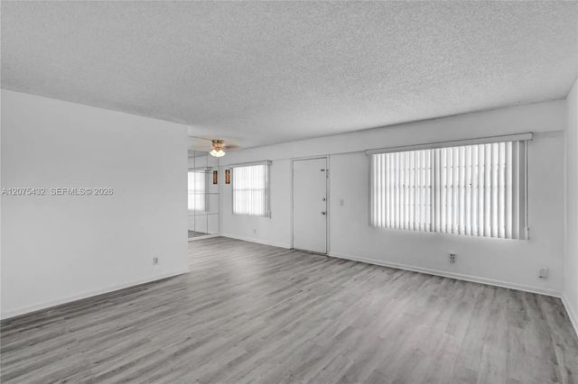 4 of 31 - 300 Sw 134th Way #413e, Pembroke Pines, FL