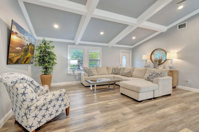 5 of 65 - 10600 Se Gomez Avenue, Hobe Sound, FL