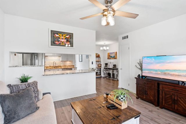 5 of 23 - 156 Granada Drive, Palm Springs, FL