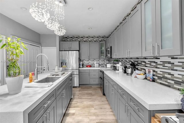 4 of 23 - 12382 Sw 213th Terrace, Miami, FL