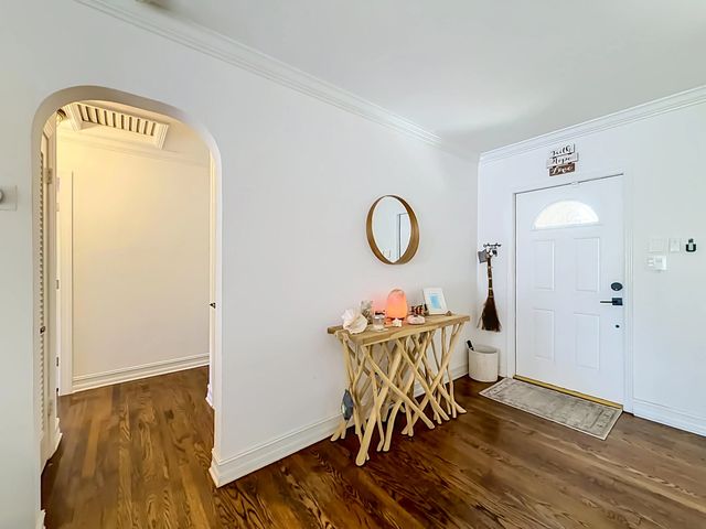 5 of 30 - 1519 Washington Street, Hollywood, FL