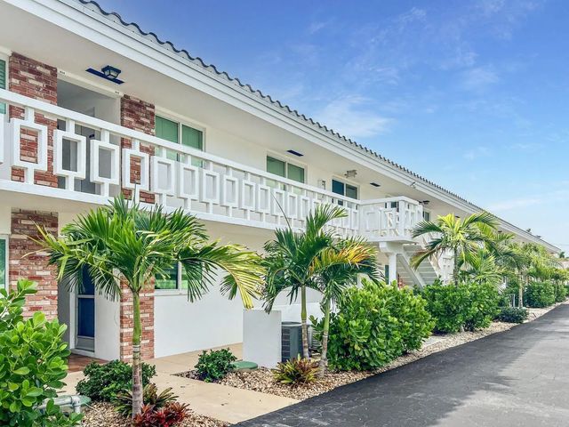 3 of 37 - 331 Tequesta Drive #216, Tequesta, FL