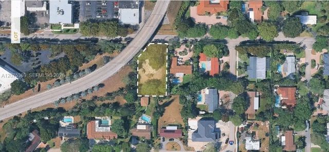 5 of 9 - 7400 Sw 98th Street, Pinecrest, FL