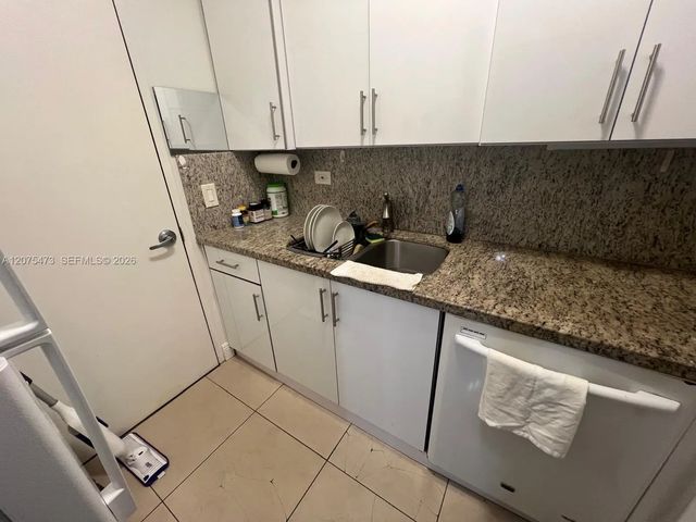 4 of 11 - 7441 Wayne Avenue #3o, Miami Beach, FL