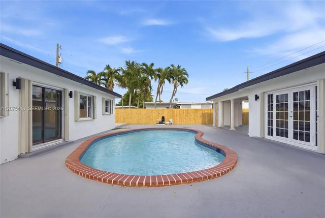 3 of 49 - 275 W 13 Street, Hialeah, FL