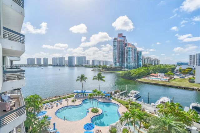 3530 Mystic Pointe Drive #808, Aventura