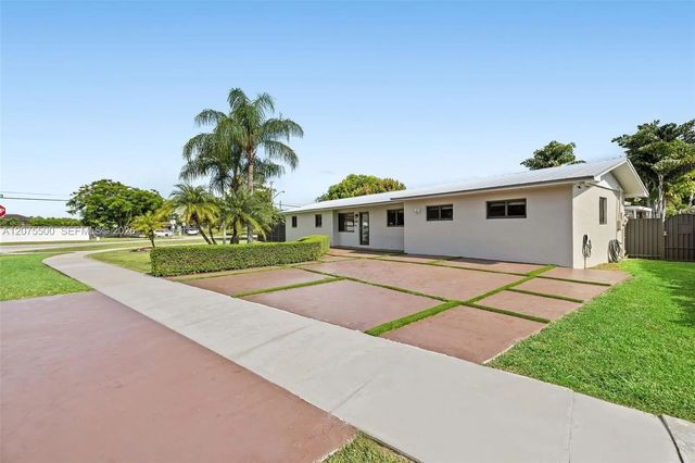 3 of 35 - 1391 Nw 18th Street, Homestead, FL