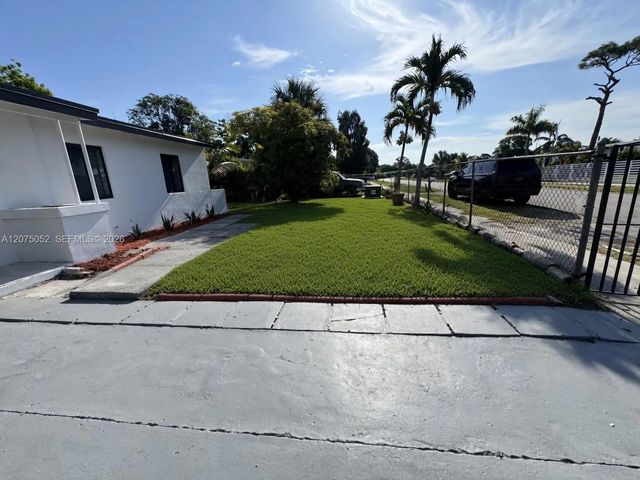 3 of 25 - 1119 Nw 11th Court, Fort Lauderdale, FL