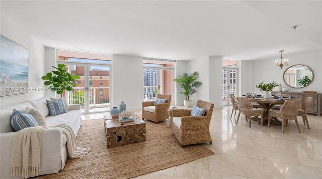 3 of 81 - 721 Biltmore Way #601, Coral Gables, FL
