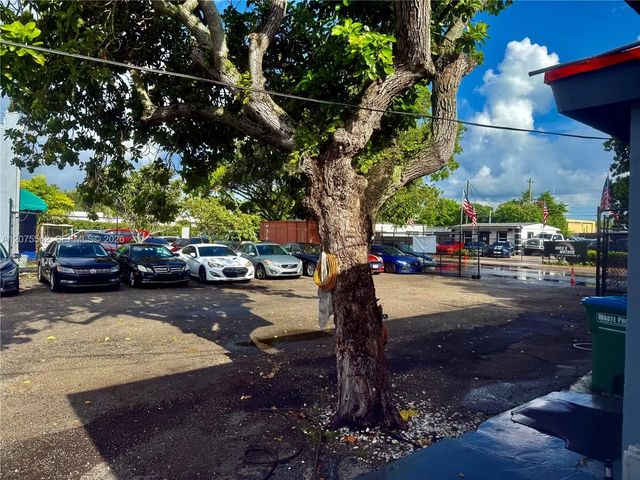 4 of 12 - N/A, Hollywood, FL