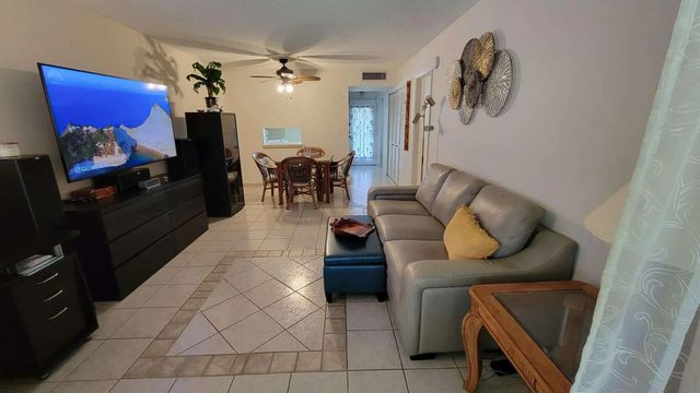 3 of 24 - 3001 Nw 46th Avenue #104, Lauderdale Lakes, FL
