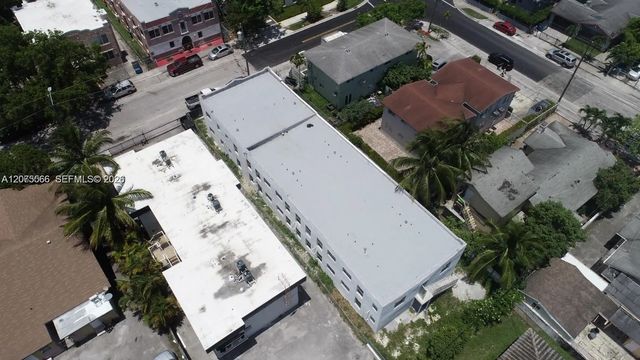 5 of 11 - 1020 Sw 2nd Street, Miami, FL