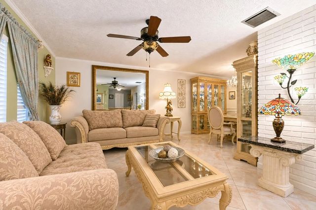 4 of 26 - 1229 Sw Cynthia Street, Port St. Lucie, FL