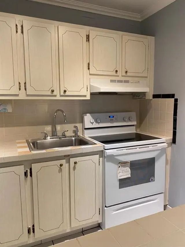 5 of 21 - 2916 Funston Street #51a, Hollywood, FL