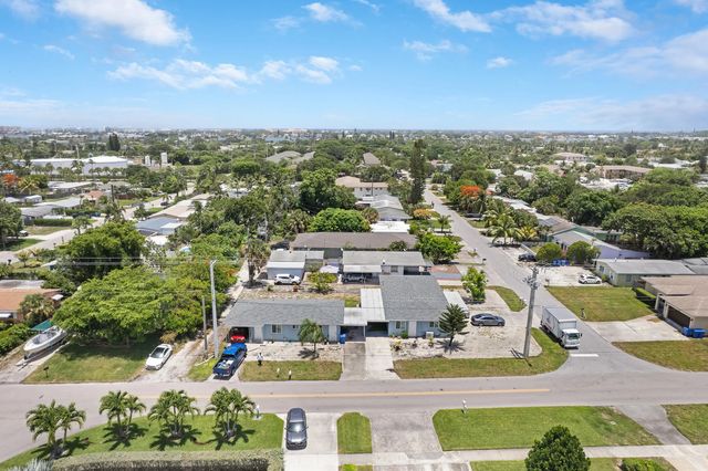 516 S Arnold Avenue, Lantana
