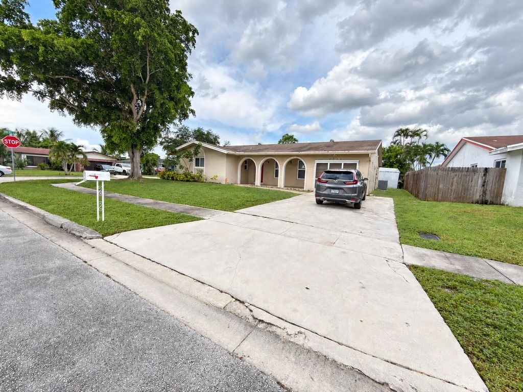 7975 Nw 8th Street, Margate