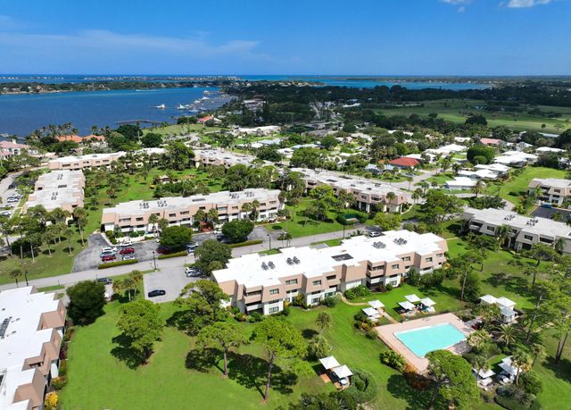 1800 Se Saint Lucie Boulevard #6-201, Stuart