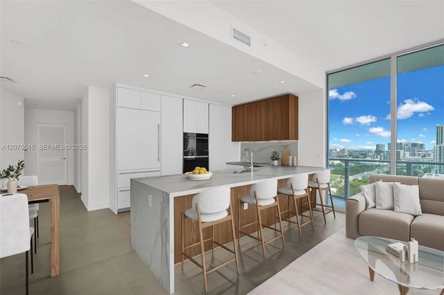1400 Biscayne Boulevard #1706, Miami