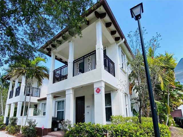 4676 Monarch Way, Coconut Creek