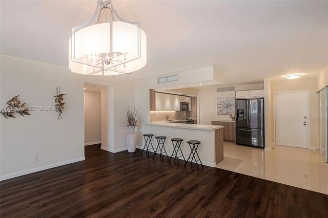 5 of 43 - 600 Three Islands Boulevard #521, Hallandale Beach, FL