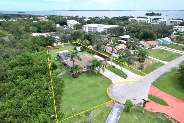 7686 134th Street, Sebastian