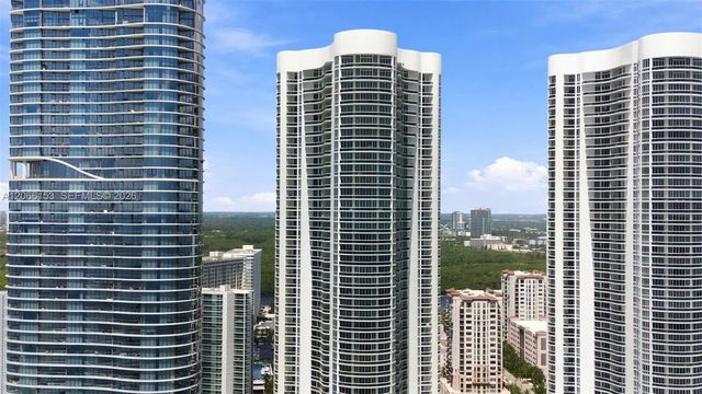 5 of 47 - 15811 Collins Avenue #2802, Sunny Isles Beach, FL