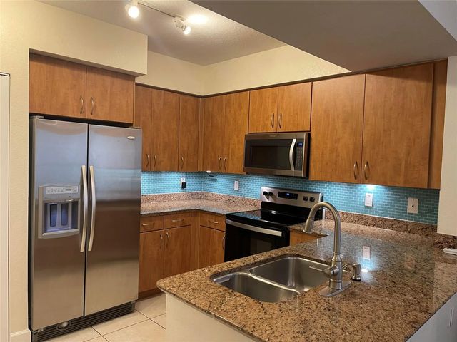 3 of 30 - 1830 Radius Drive #720, Hollywood, FL