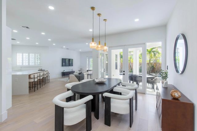 4 of 36 - 2443 Players Court, Wellington, FL
