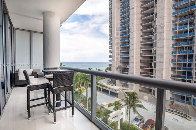 3 of 53 - 6799 Collins Avenue #510, Miami Beach, FL