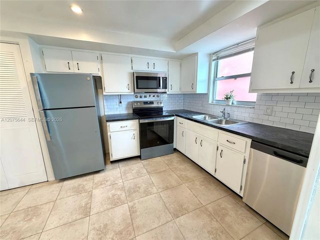 1351 Ne Miami Gardens Drive #626e, Miami