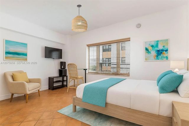 3 of 27 - 255 W 24th Street #208, Miami Beach, FL