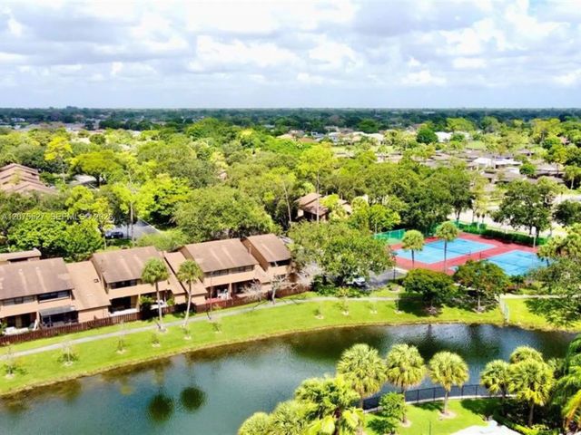 7750 Nw 79th Avenue #h5, Tamarac