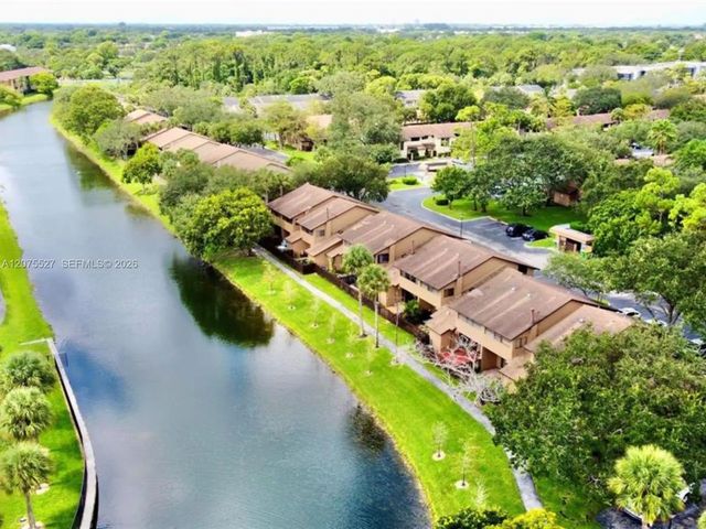2 of 28 - 7750 Nw 79th Avenue #h5, Tamarac, FL