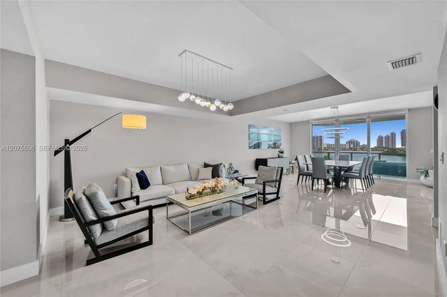 5 of 39 - 3301 Ne 183rd Street #509, Aventura, FL