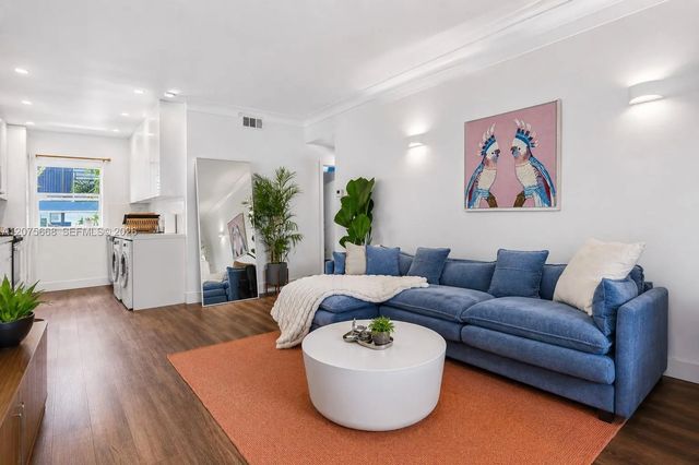 3 of 22 - 1446 Lenox Avenue #5, Miami Beach, FL