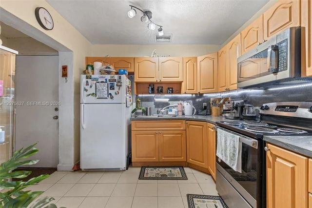755 Harem Avenue, Opa-Locka