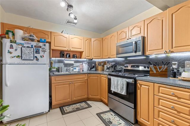 2 of 15 - 755 Harem Avenue, Opa-Locka, FL