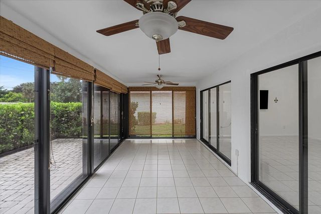 4 of 26 - 6510 Olivewood Circle, Greenacres, FL